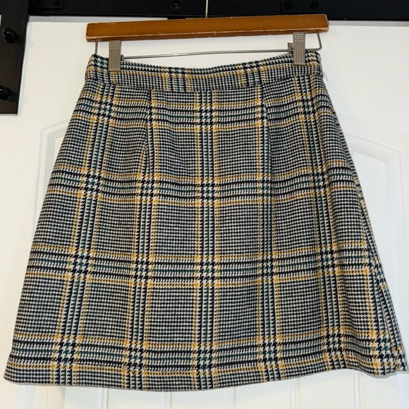 A&F skirt - Picture 2 of 5
